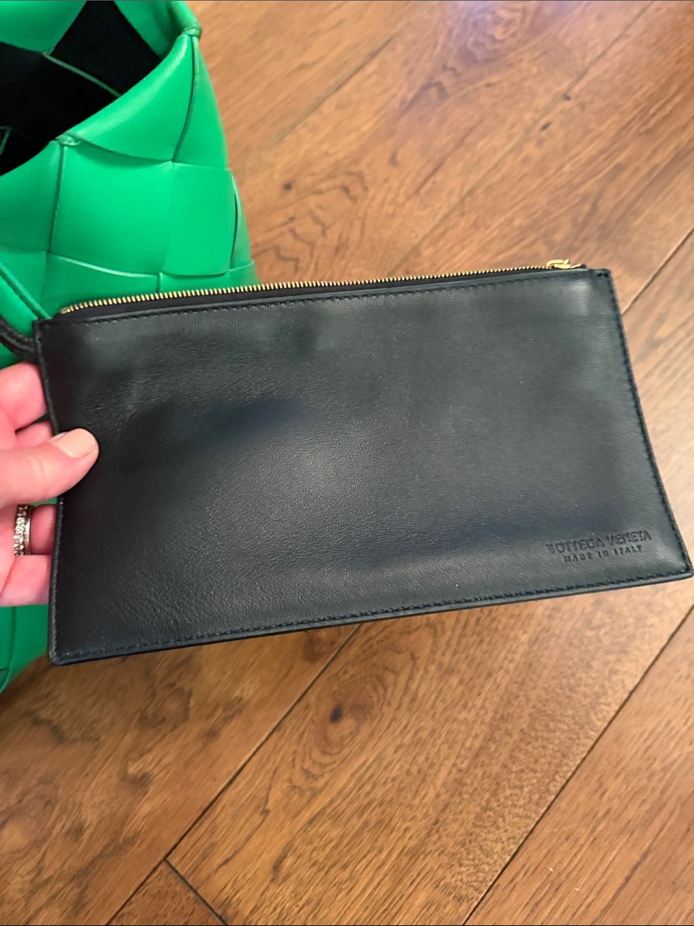 Authentic Bottega Veneta Green Woven Leather Tote Bag - Picture 2 of 11